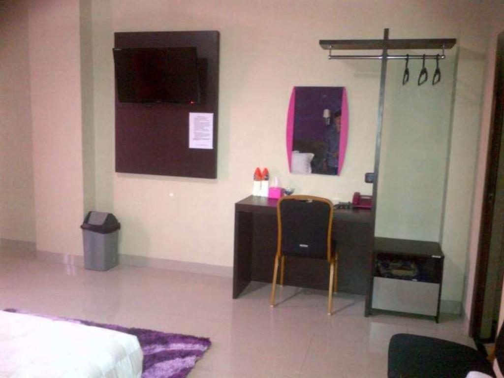 Erin Int Hotel Makassar Exterior foto